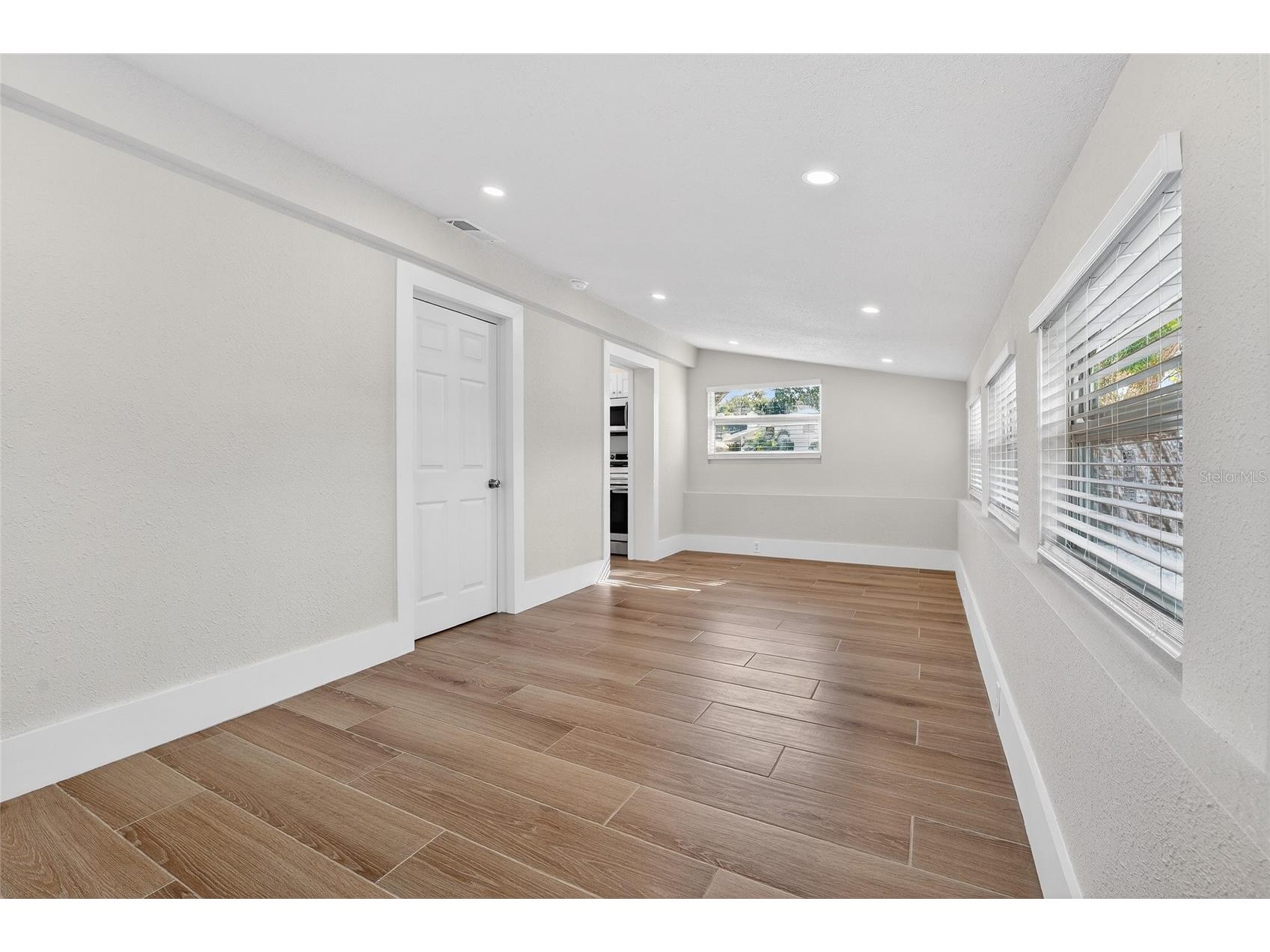 2547 Loma Linda Street Sarasota FL 34239 TB8456707 image22