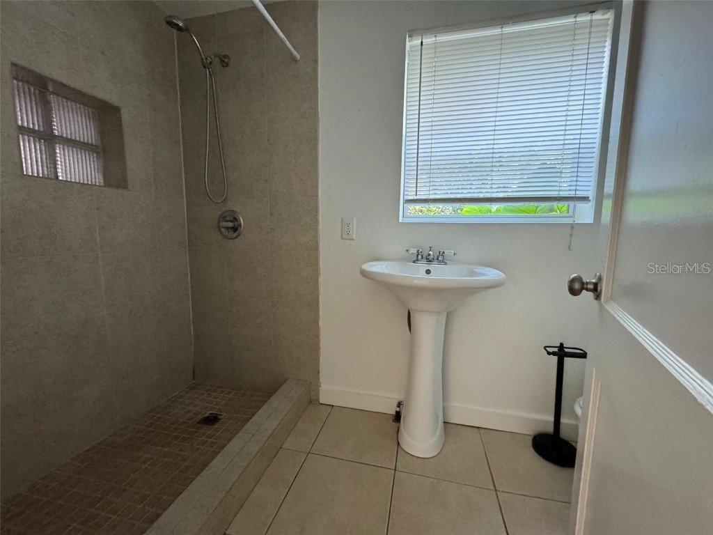 2547 S Mills Avenue #2 Orlando FL 32806 O6367886 image5