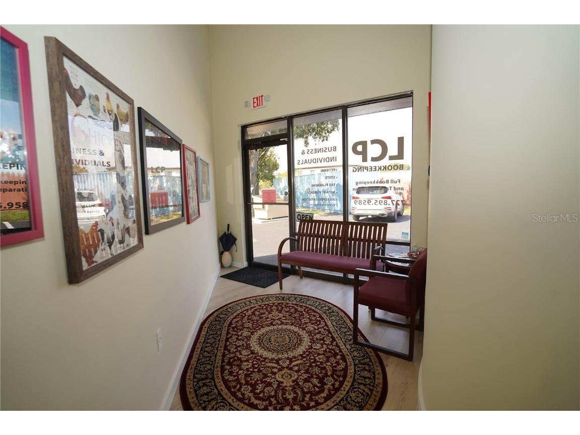 2548 30th Avenue N Saint Petersburg FL 33713 TB8442128 image3