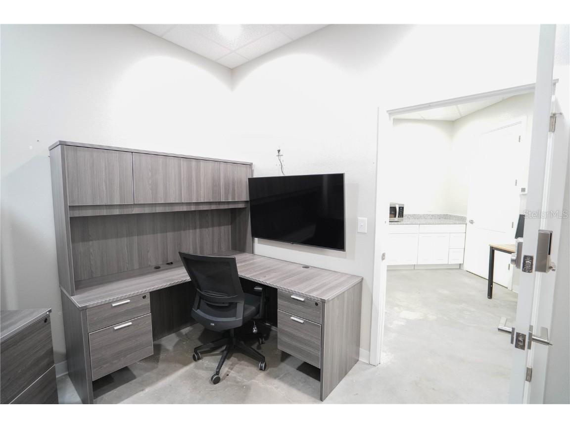 2548 30th Avenue N Saint Petersburg FL 33713 TB8442138 image5