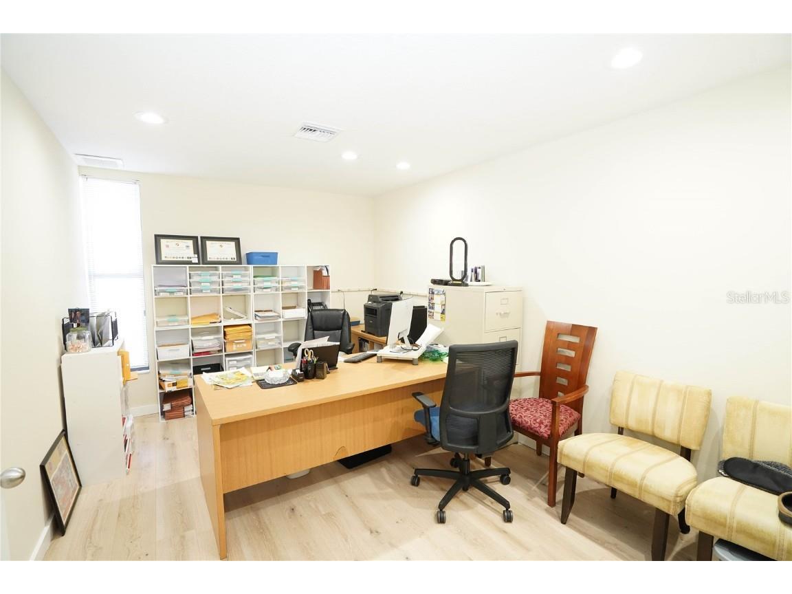 2548 30th Avenue N Saint Petersburg FL 33713 TB8442143 image25