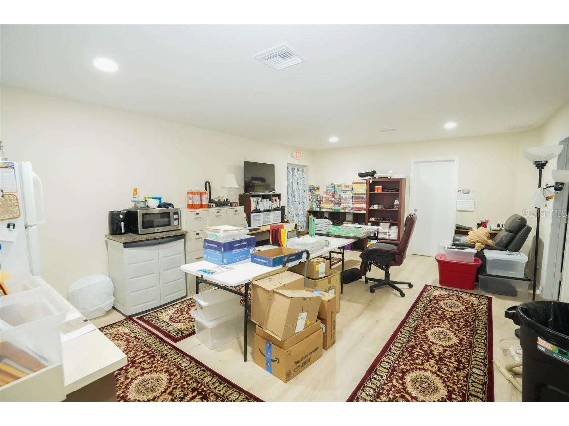 2548 30th Avenue N Saint Petersburg FL 33713 TB8442143 image26