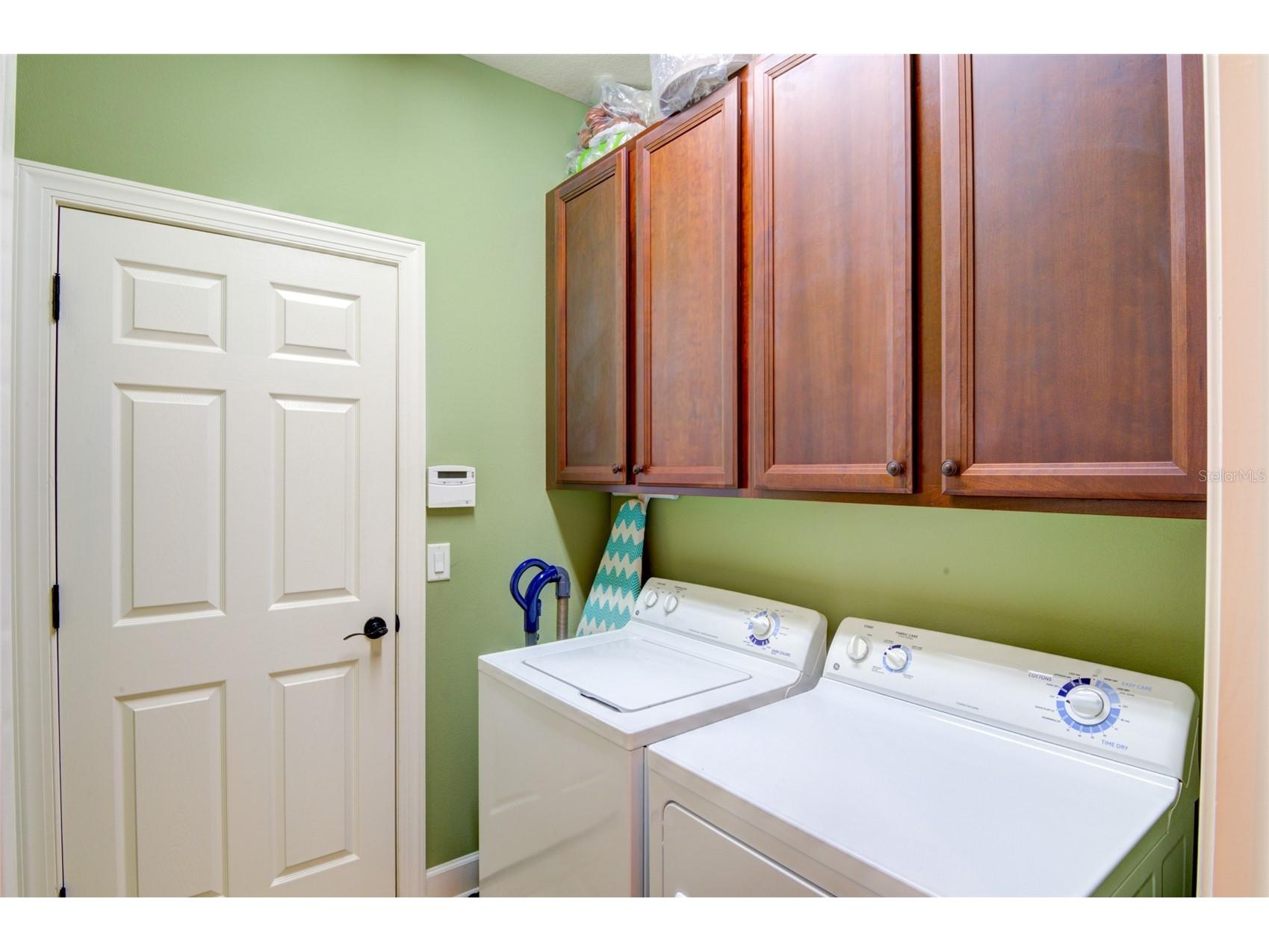 2548 Cortenova Court Venice FL 34292 A4678165 image32