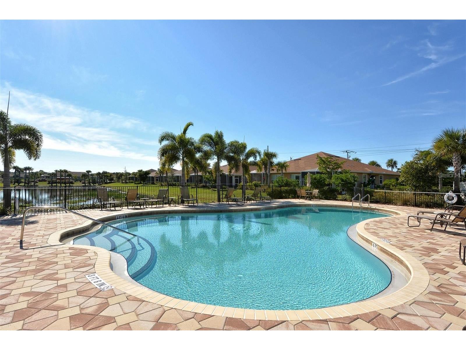 2548 Cortenova Court Venice FL 34292 A4678165 image37