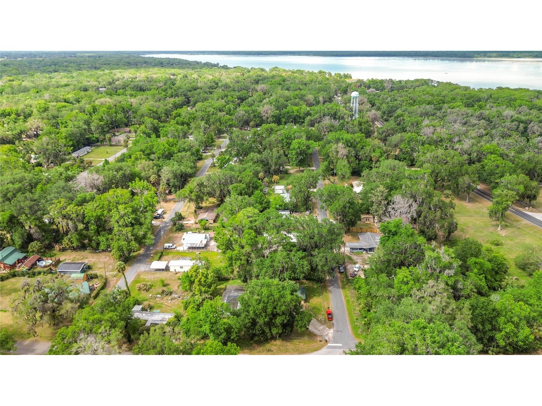 2548 Cr 422 Lake Panasoffkee FL 33538 TB8503203 image34