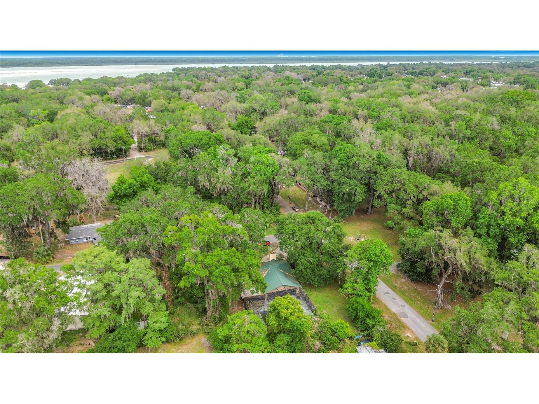 2548 Cr 422 Lake Panasoffkee FL 33538 TB8503203 image36