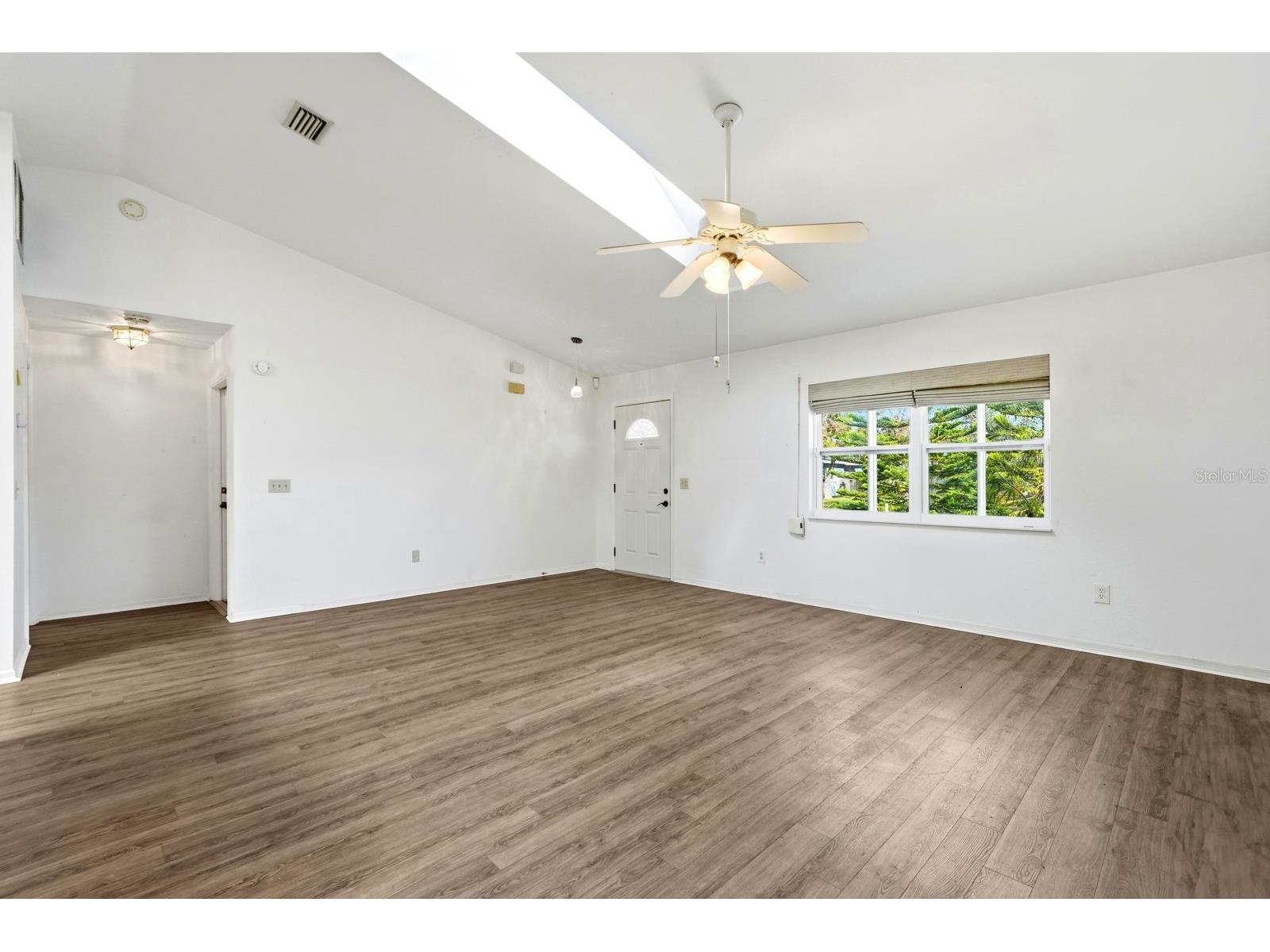 2548 Crestwood Avenue New Smyrna Beach FL 32168 V4946631 image6