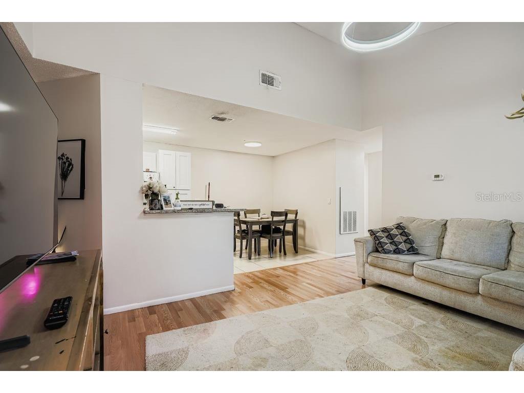 2548 Grassy Point Drive #202 Lake Mary FL 32746 O6353267 image3