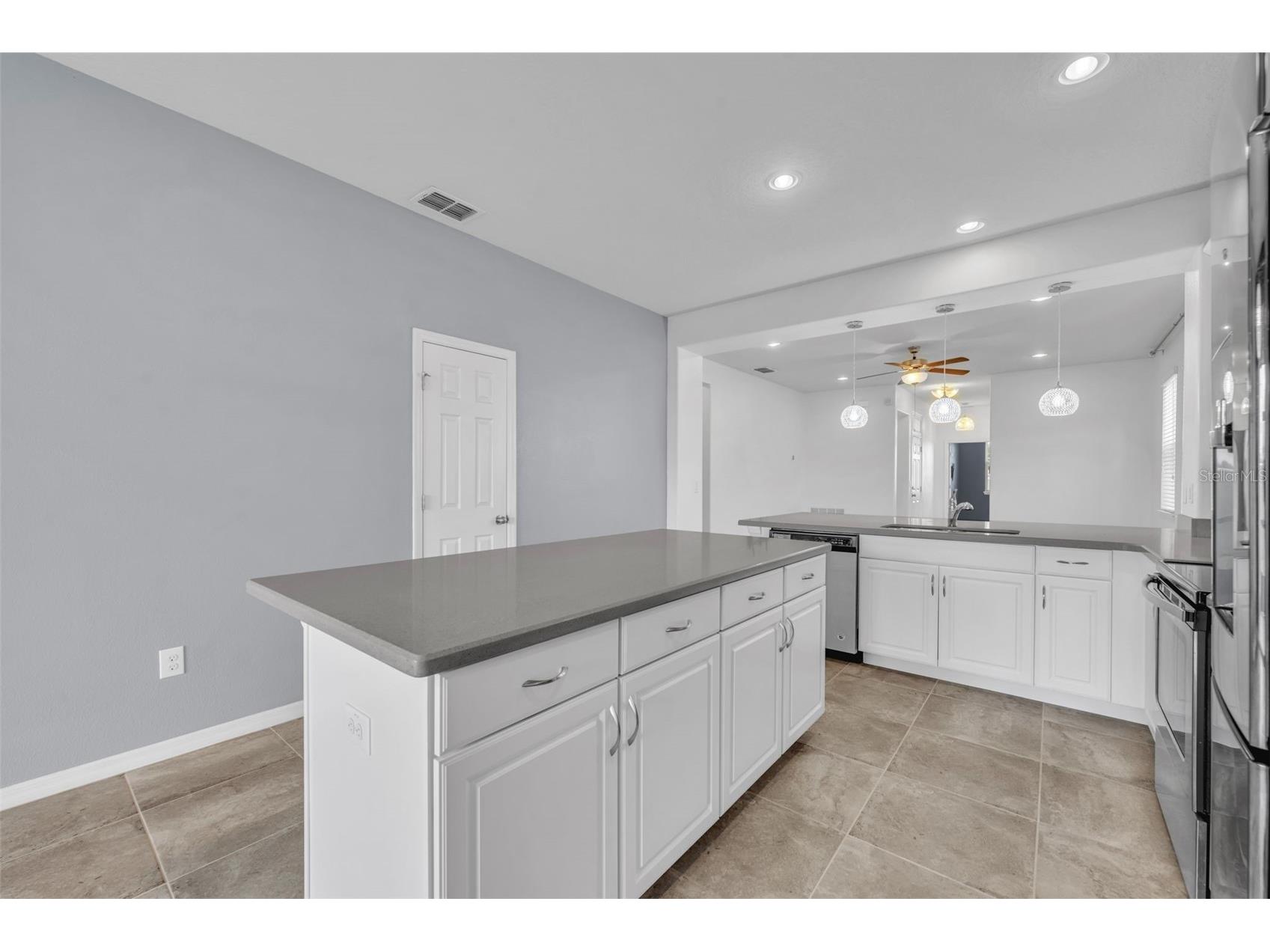 2548 Nouveau Way Kissimmee FL 34741 O6406595 image14