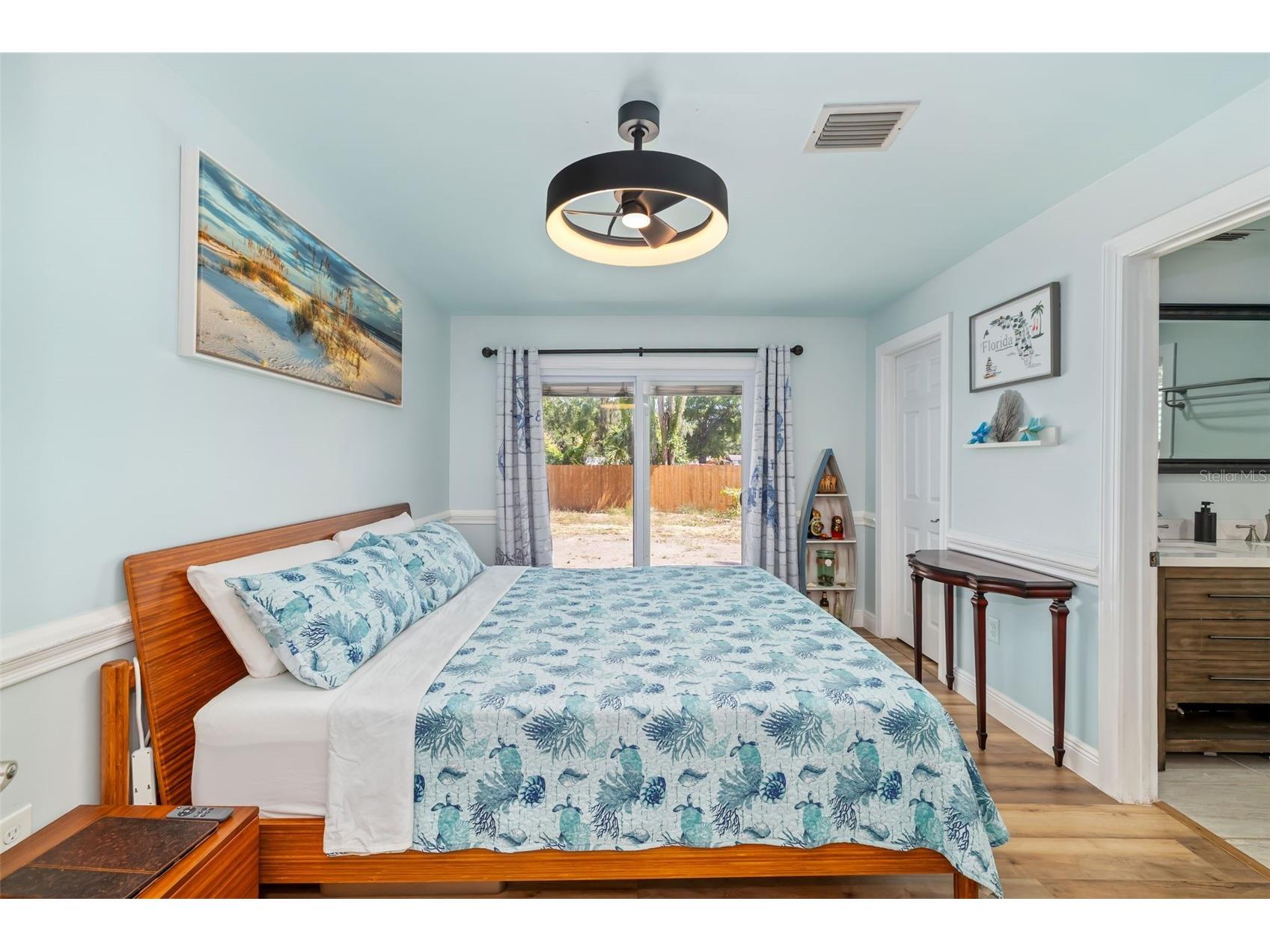 2549 19th Street Sarasota FL 34234 A4693028 image11