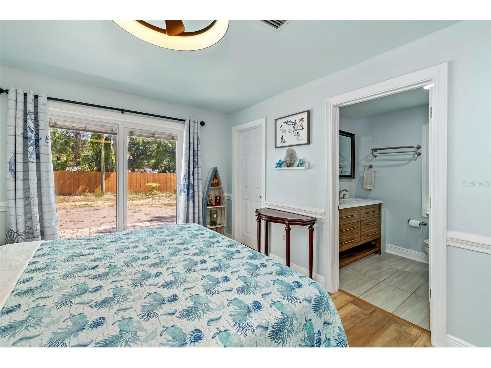 2549 19th Street Sarasota FL 34234 A4693028 image13