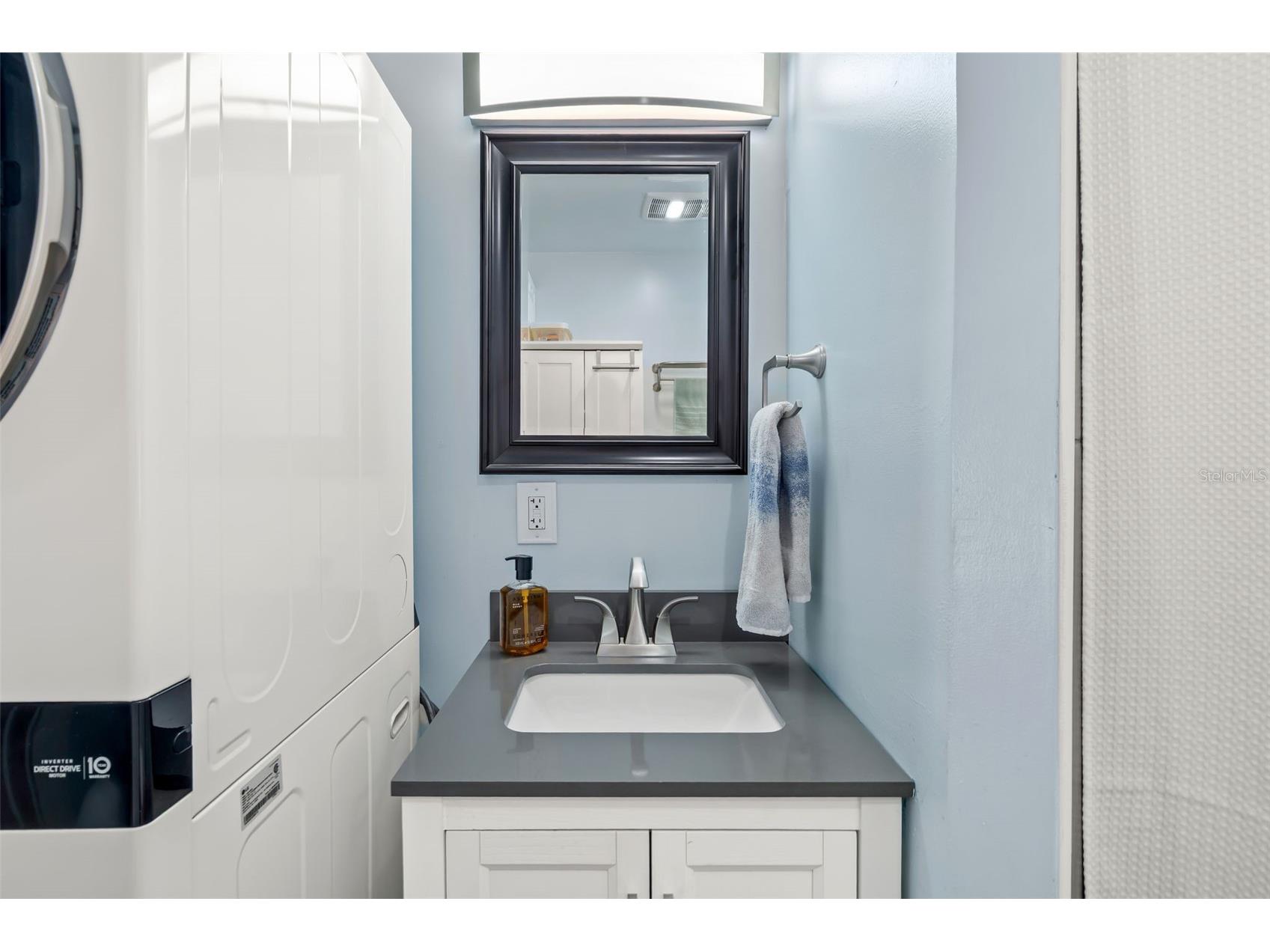 2549 19th Street Sarasota FL 34234 A4693028 image17