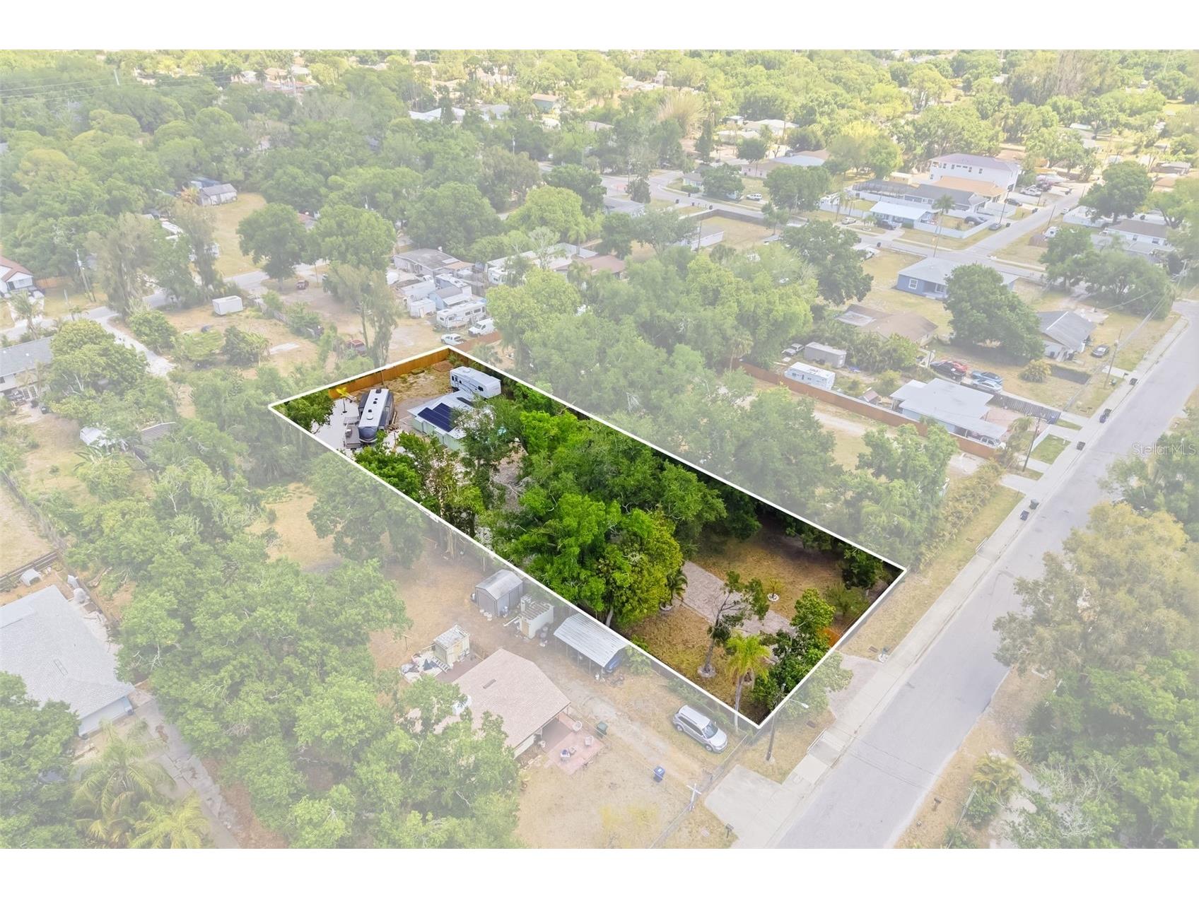 2549 19th Street Sarasota FL 34234 A4693028 image2
