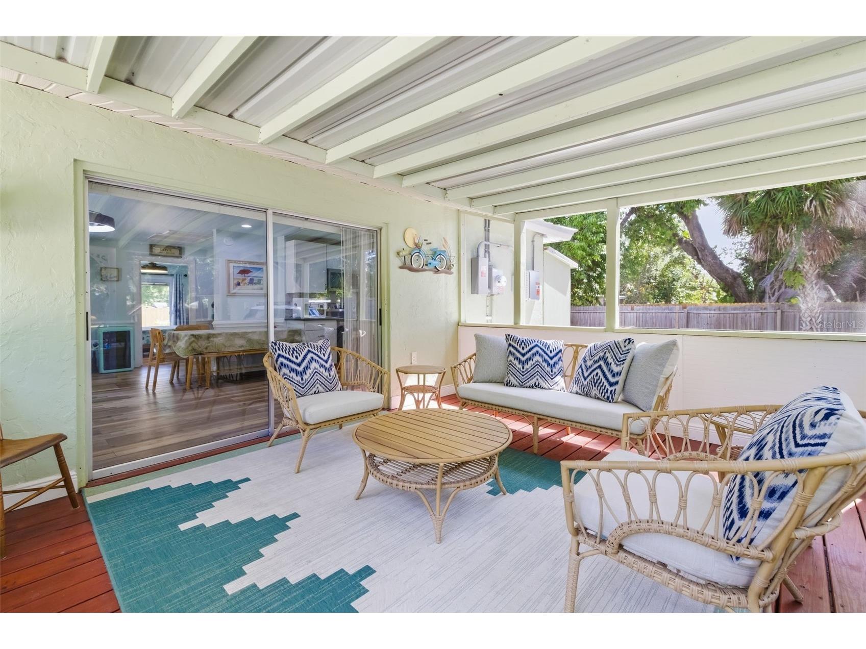 2549 19th Street Sarasota FL 34234 A4693028 image23