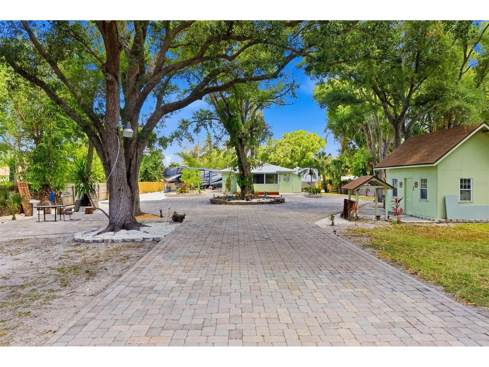 2549 19th Street Sarasota FL 34234 A4693028 image29
