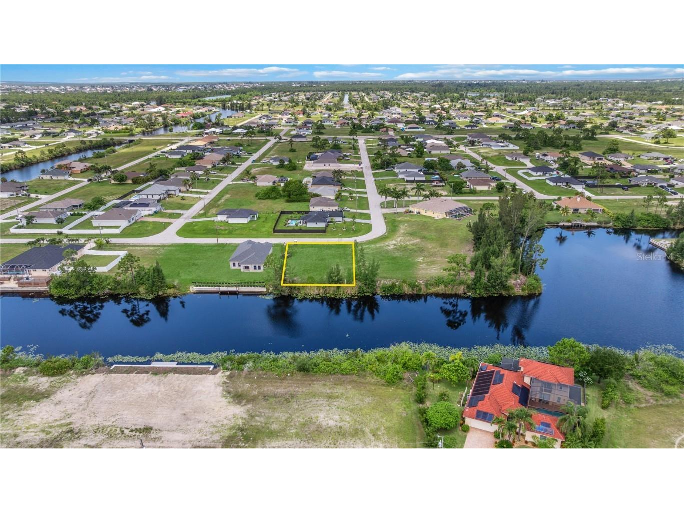 2549 NW 22nd Place Cape Coral FL 33993 A4658732 image1