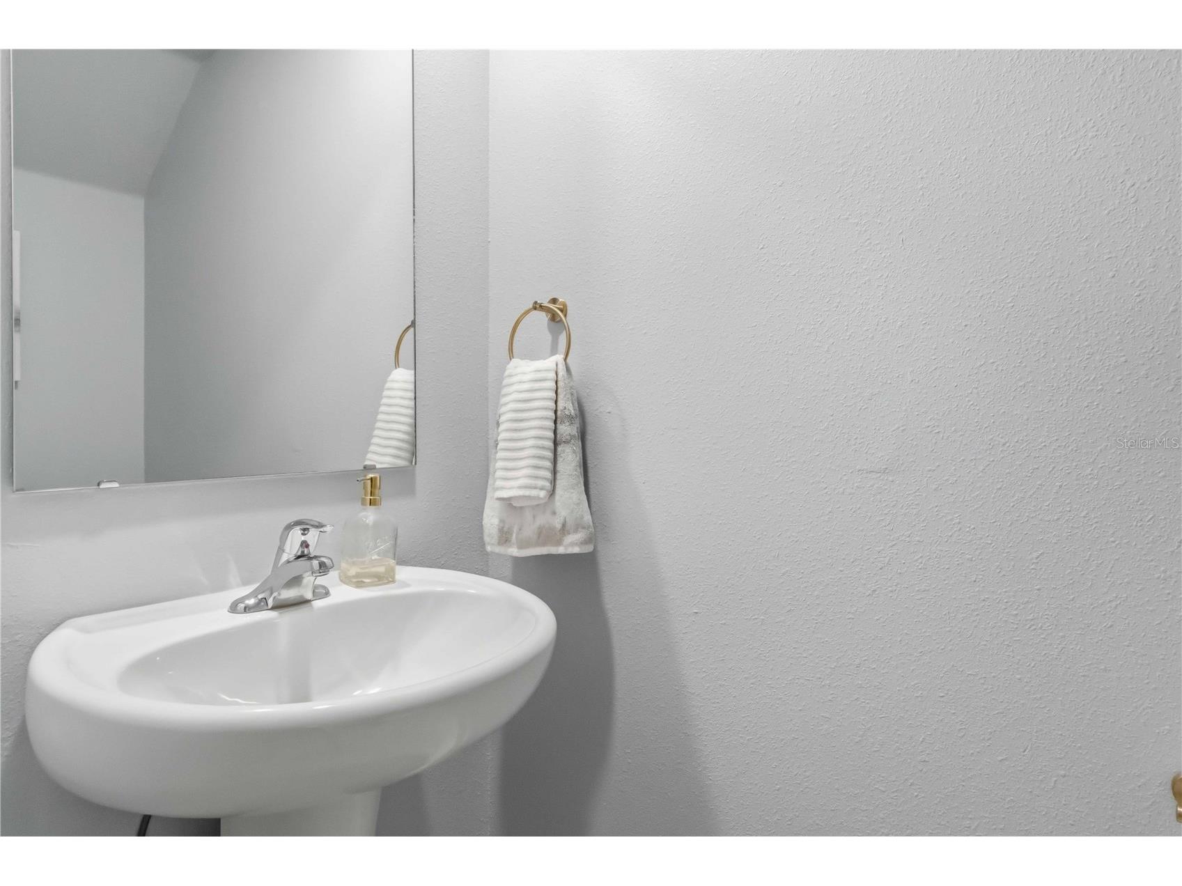 2549 Sunray Venus Way Ruskin FL 33570 A4691048 image9
