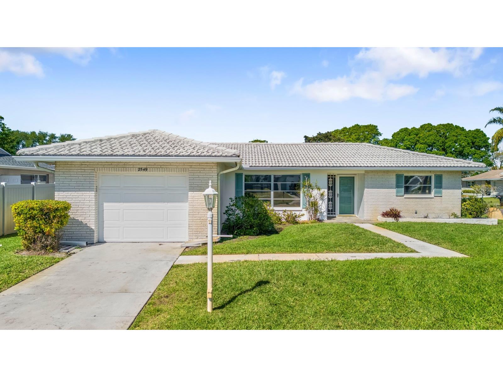 2549 Wynnewood Drive Clearwater FL 33763 TB8490284 image1