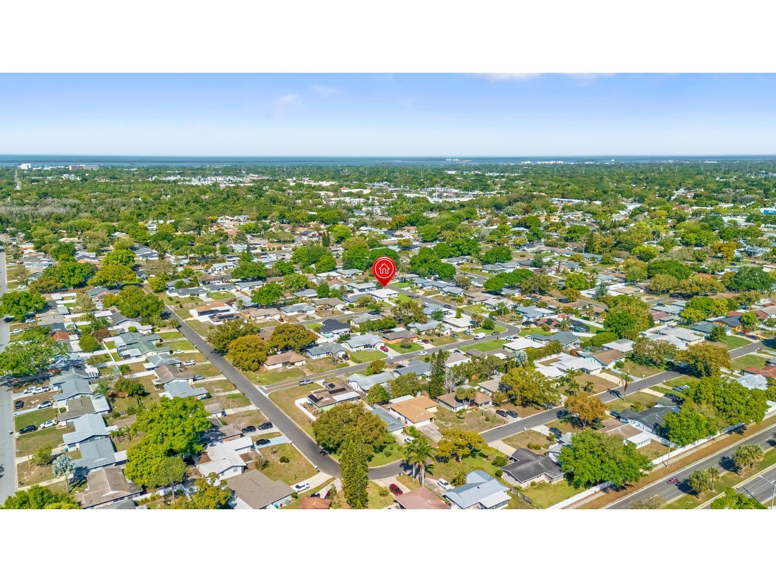 2549 Wynnewood Drive Clearwater FL 33763 TB8490284 image32