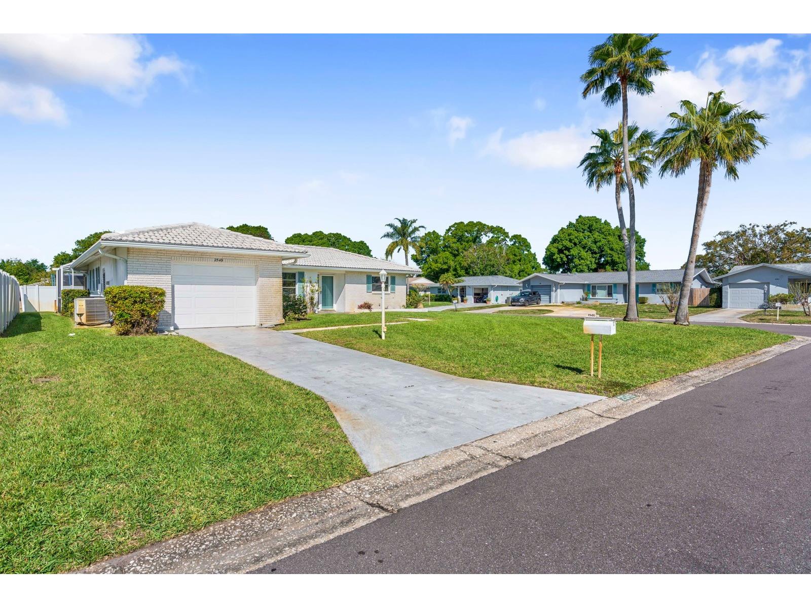 2549 Wynnewood Drive Clearwater FL 33763 TB8490284 image35