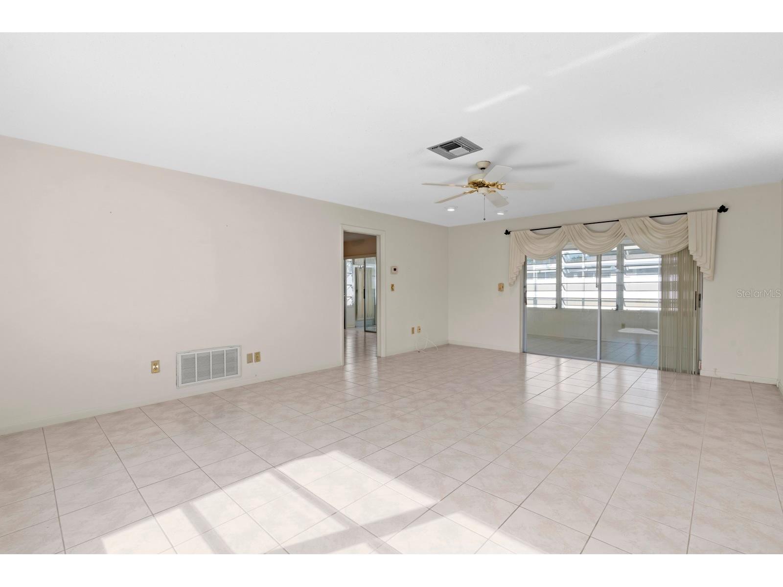 2549 Wynnewood Drive Clearwater FL 33763 TB8490284 image5