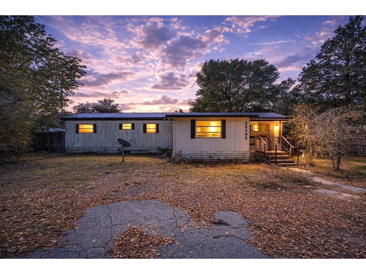 25492 Hebron Street Brooksville FL 34601 TB8493731 image1