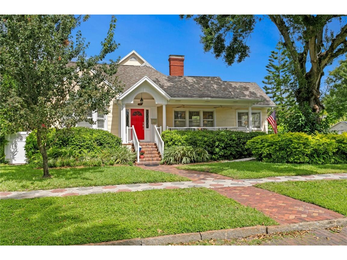 255 18th Avenue NE Saint Petersburg FL 33704 TB8437559 image1