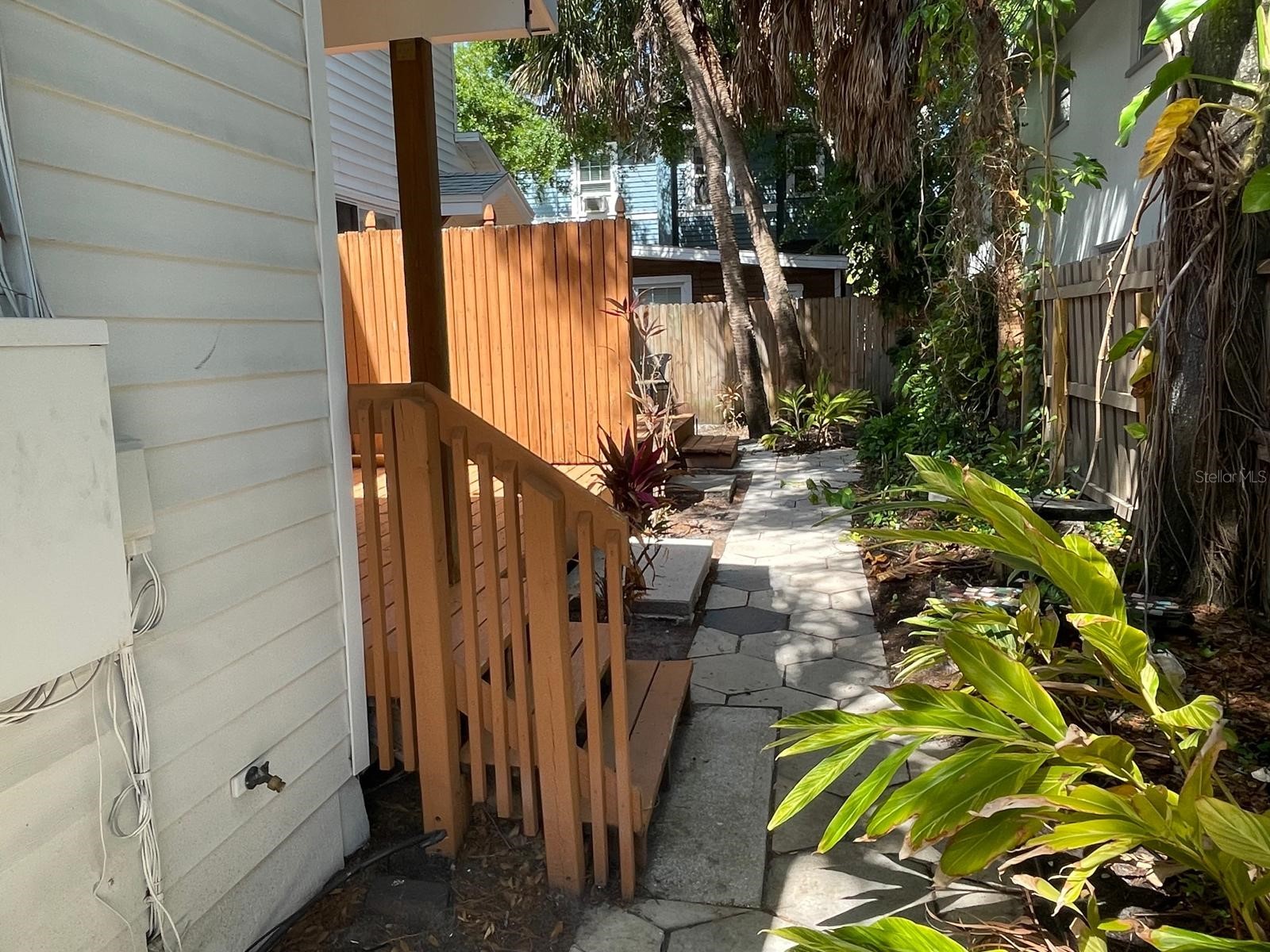 255 6th Avenue N #3 Saint Petersburg FL 33701 TB8500303 image2