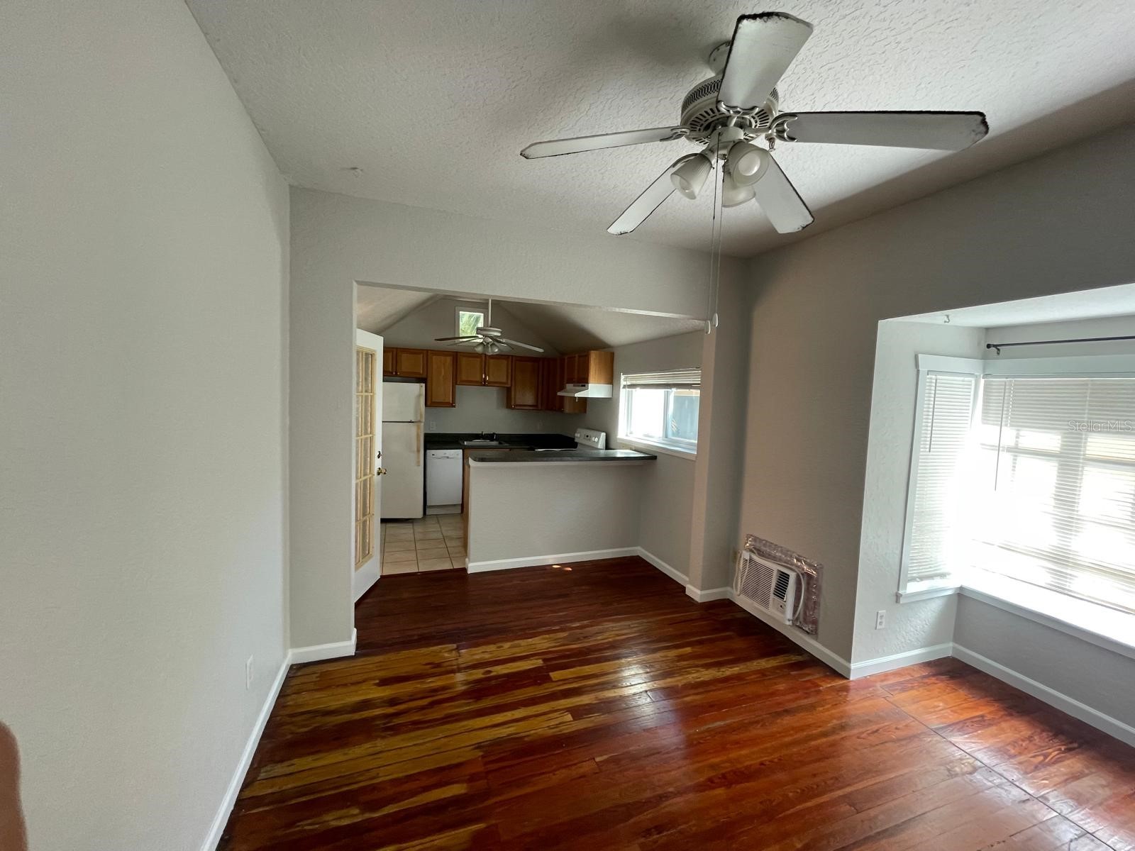 255 6th Avenue N #3 Saint Petersburg FL 33701 TB8500303 image4
