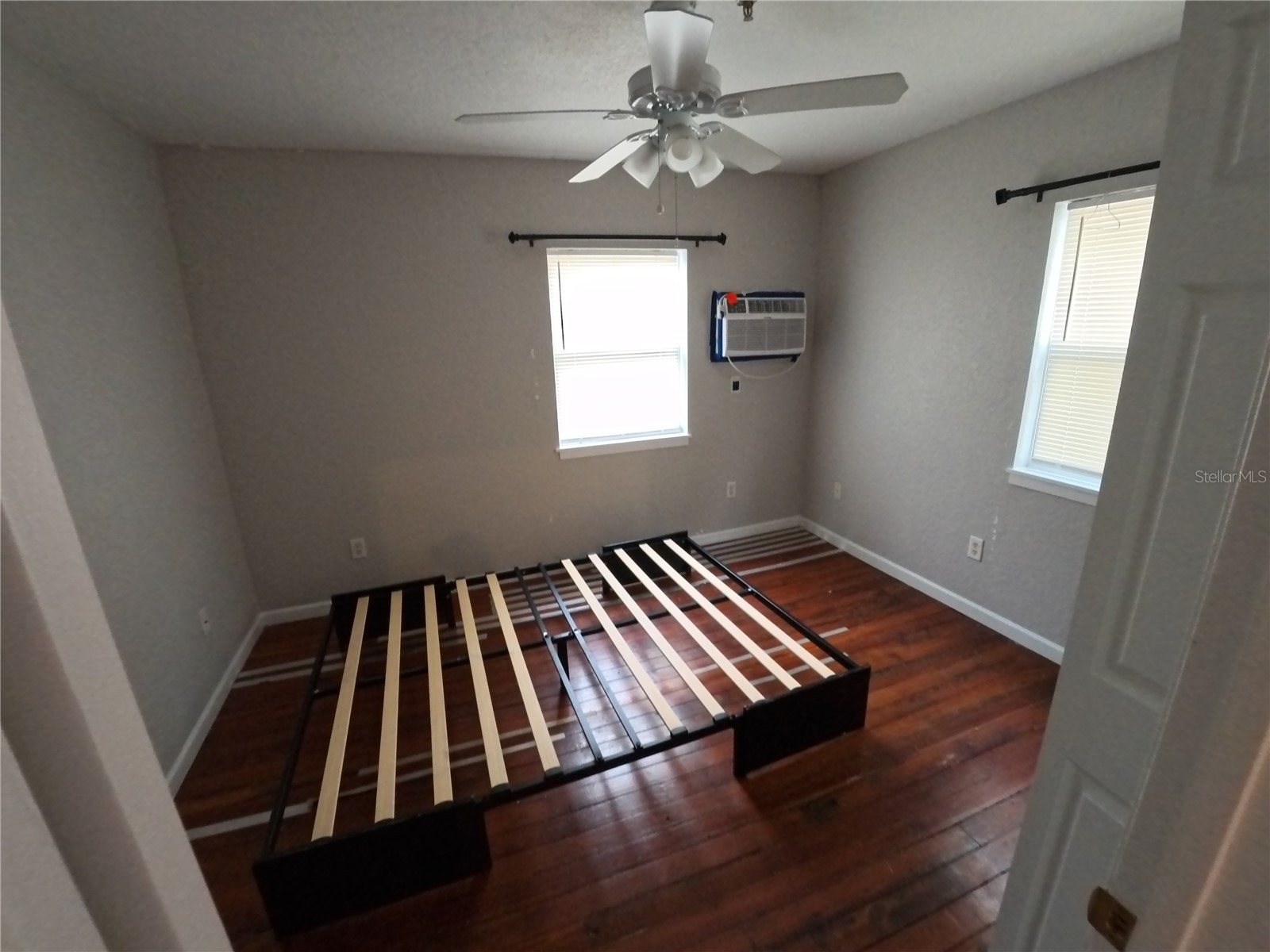 255 6th Avenue N Saint Petersburg FL 33701 TB8522549 image23