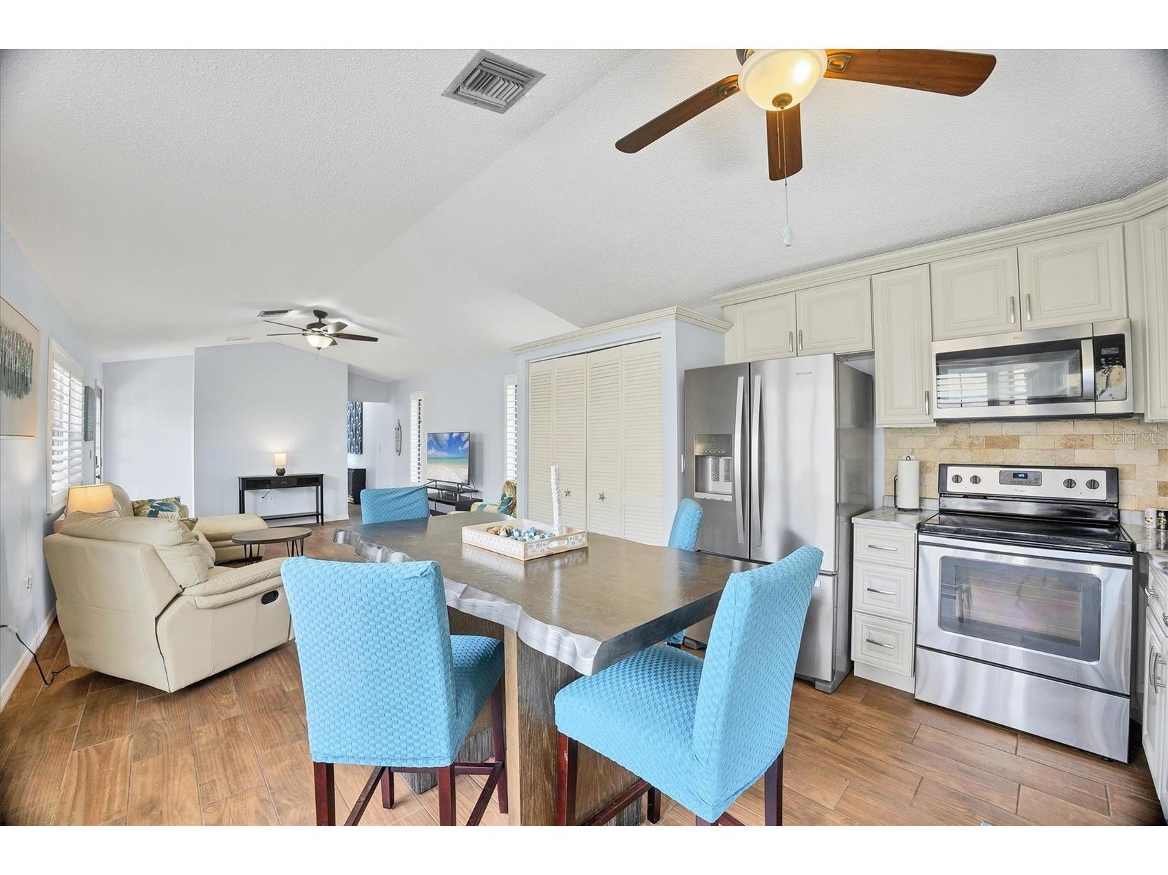 255 Boundary Boulevard #105 Rotonda West FL 33947 D6143508 image10