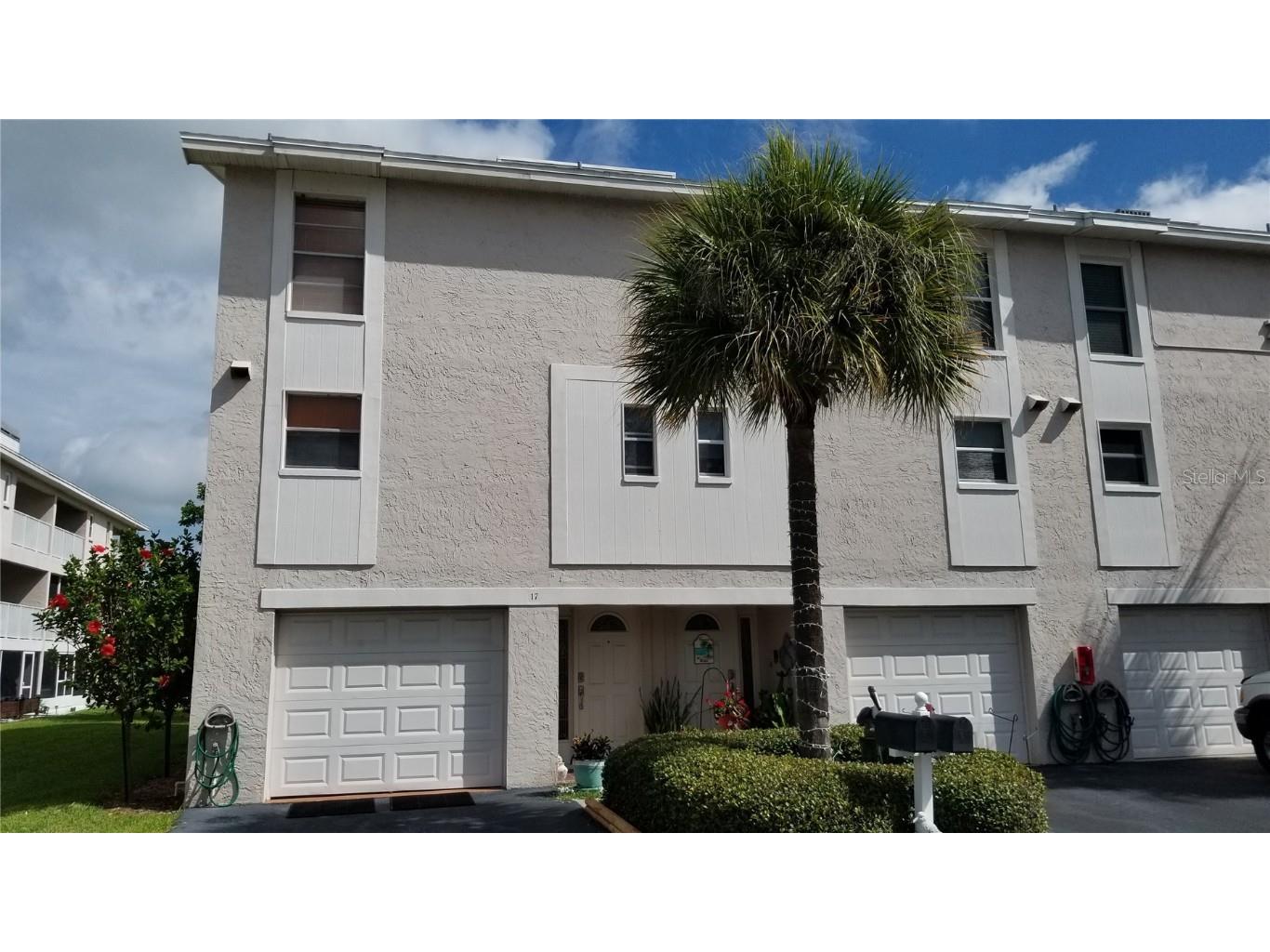 255 Capri Circle N #17 Treasure Island FL 33706 TB8338453 image1