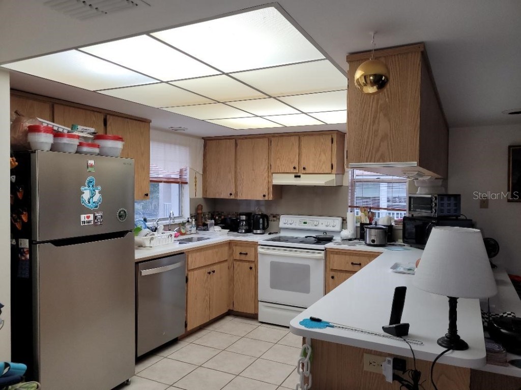 255 Capri Circle N #17 Treasure Island FL 33706 TB8338453 image12