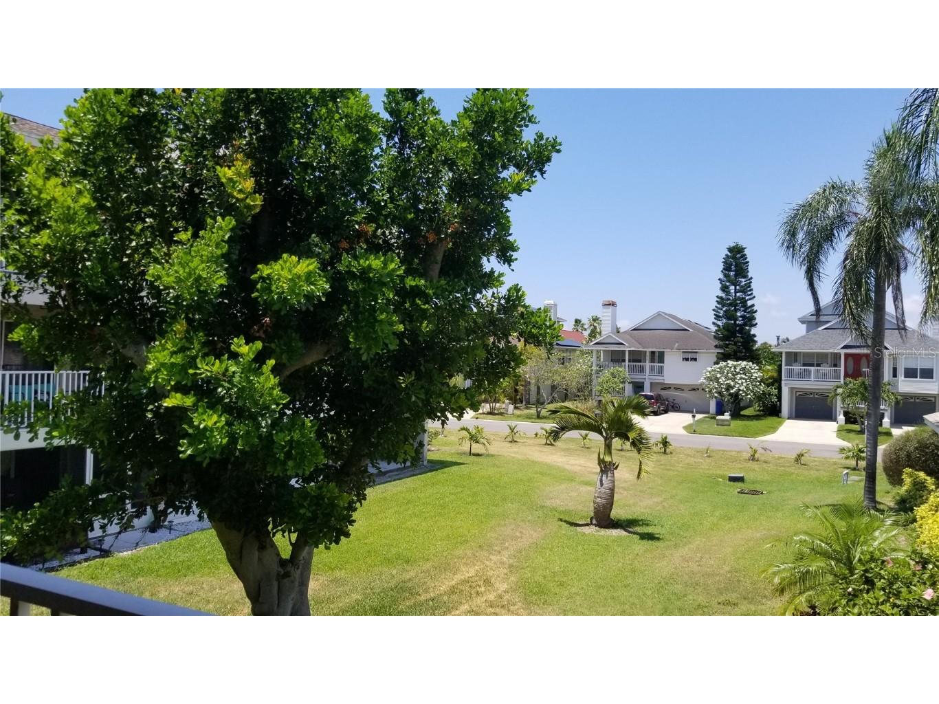 255 Capri Circle N #17 Treasure Island FL 33706 TB8338453 image34