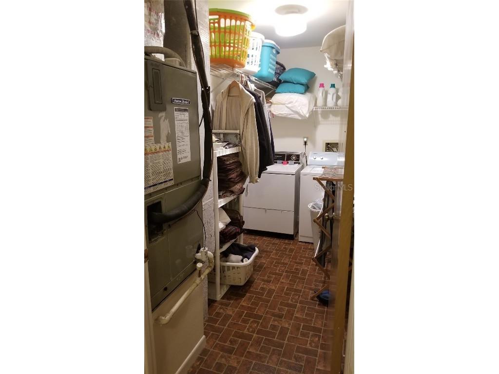 255 Capri Circle N #17 Treasure Island FL 33706 TB8338453 image51