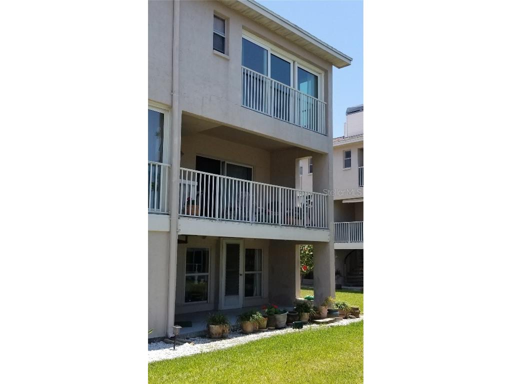 255 Capri Circle N #17 Treasure Island FL 33706 TB8338453 image60