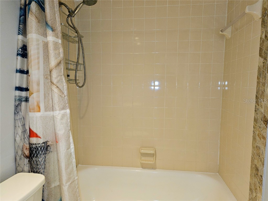 255 Capri Circle N #25 Treasure Island FL 33706 TB8451113 image36