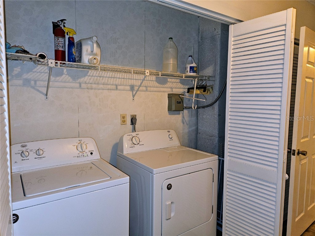 255 Capri Circle N #25 Treasure Island FL 33706 TB8451113 image40