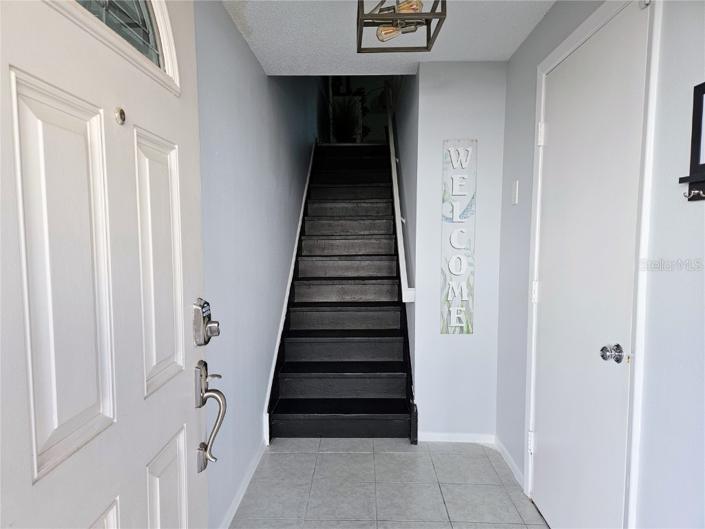 255 Capri Circle N #25 Treasure Island FL 33706 TB8451113 image5