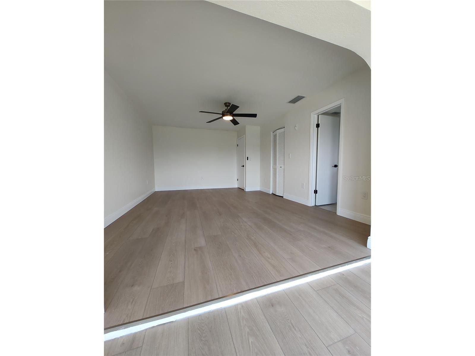 255 Capri Circle N #36 Treasure Island FL 33706 TB8518702 image15