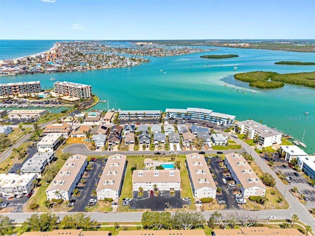 255 Capri Circle N #8 Treasure Island FL 33706 TB8360601 image1