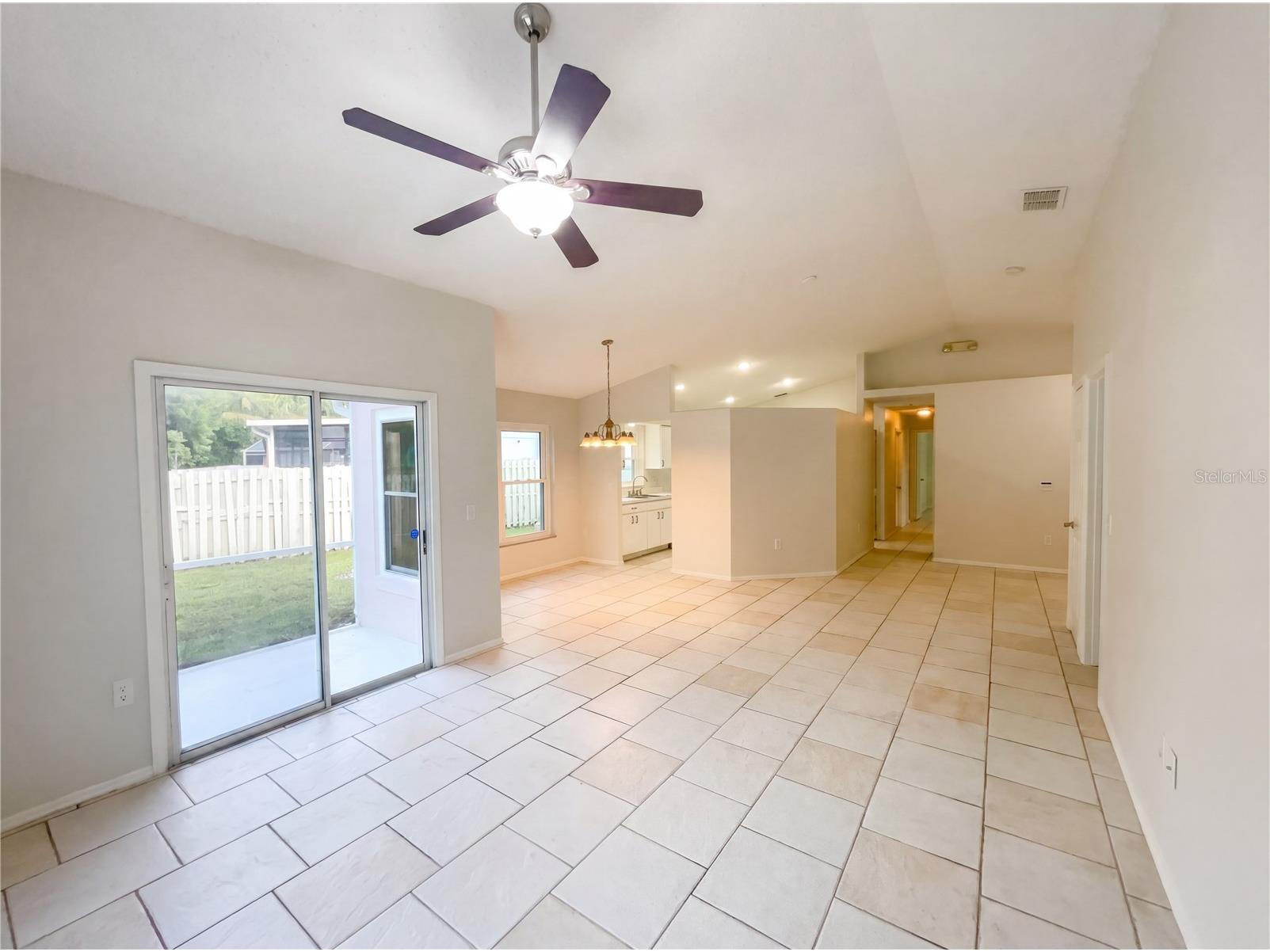 255 Coralwood Court Kissimmee FL 34743 O6404385 image4