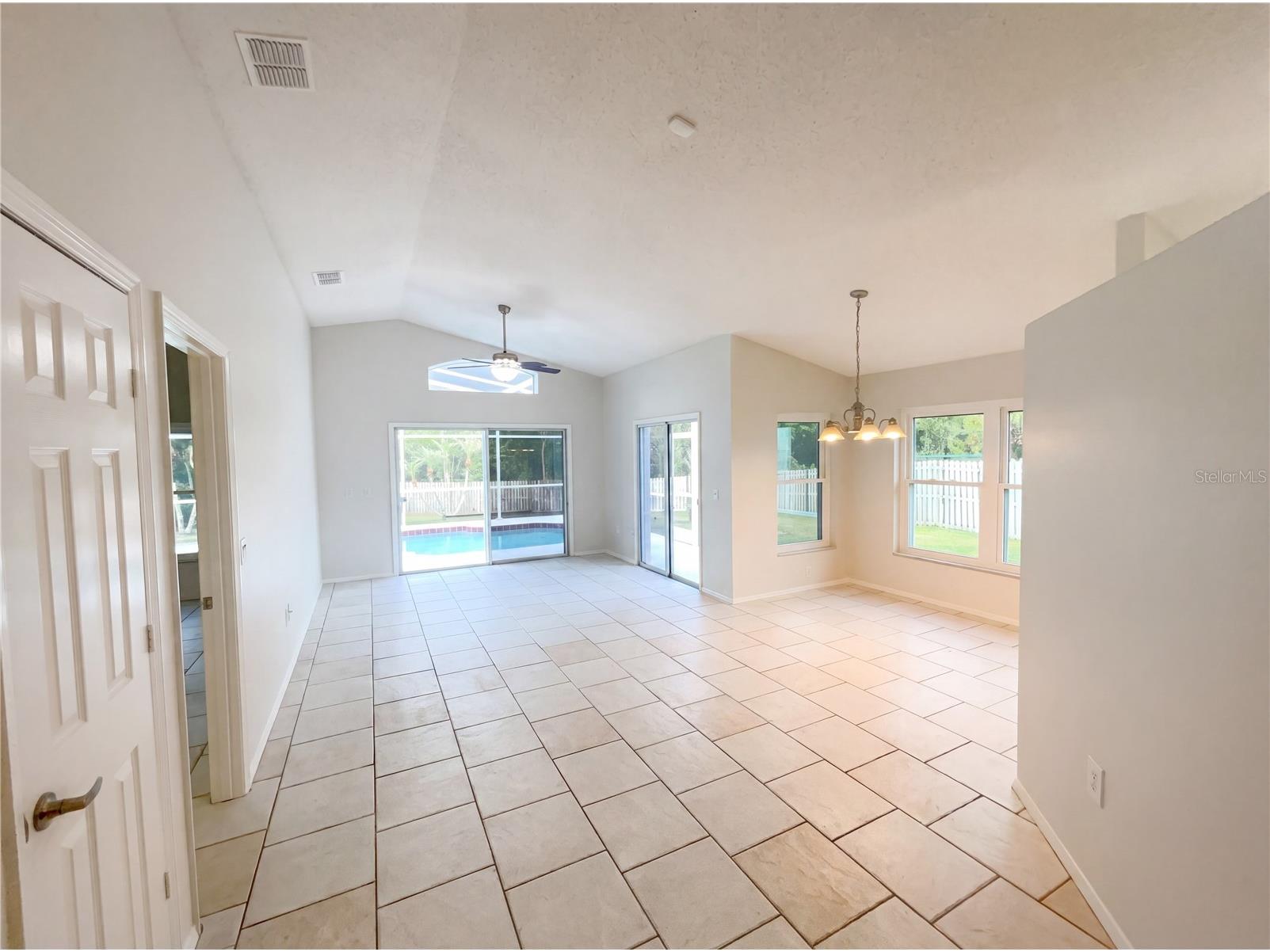 255 Coralwood Court Kissimmee FL 34743 O6404385 image5