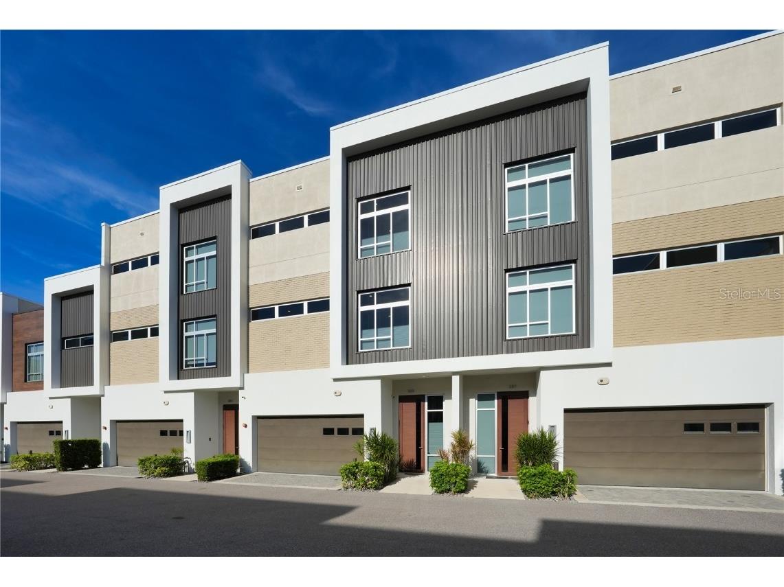 255 Cosmopolitan Court Sarasota FL 34236 A4605030 image1