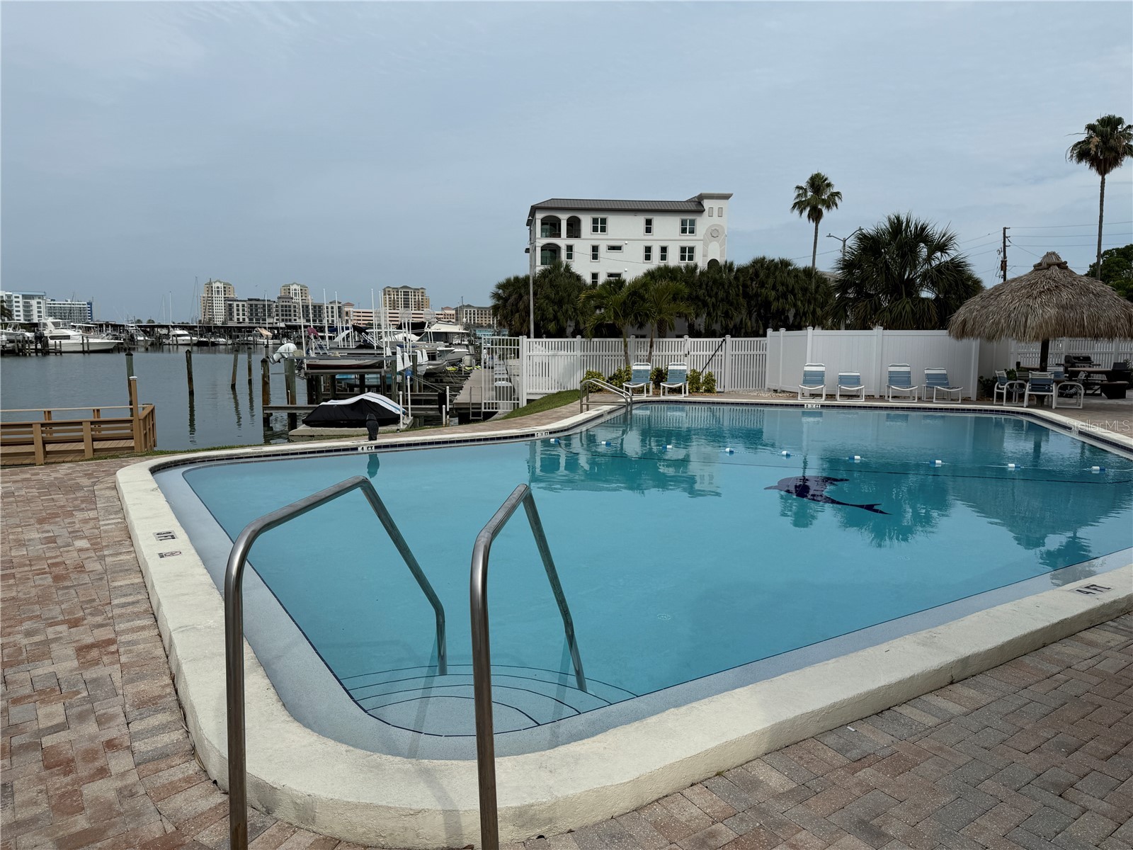 255 Dolphin Point #2 Clearwater Beach FL 33767 TB8507026 image25