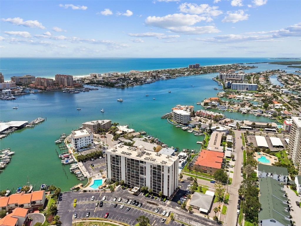 255 Dolphin Point #207 Clearwater Beach FL 33767 TB8398066 image1