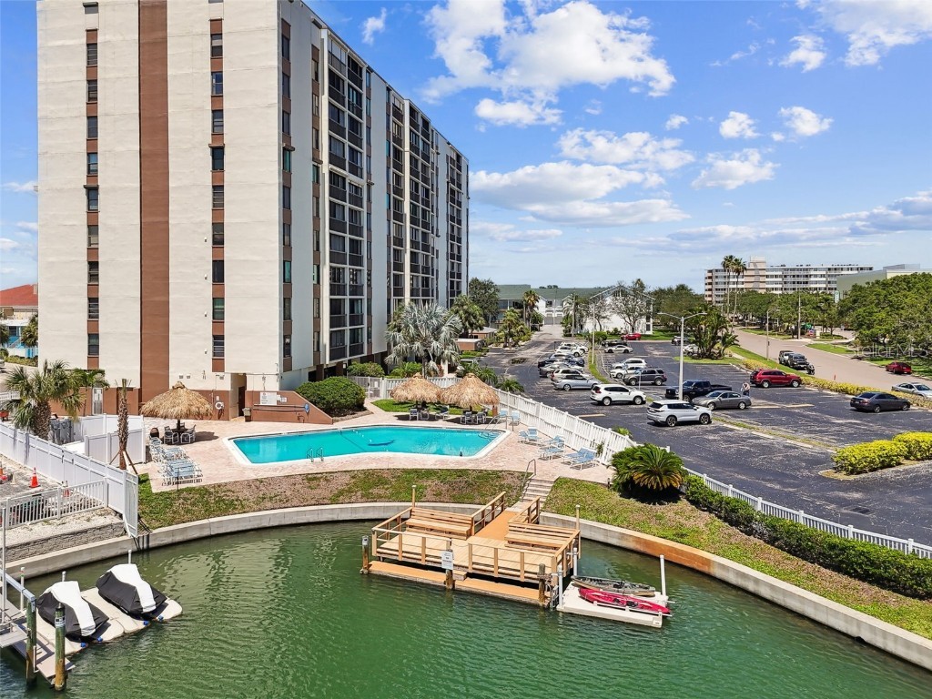 255 Dolphin Point #207 Clearwater Beach FL 33767 TB8398066 image2