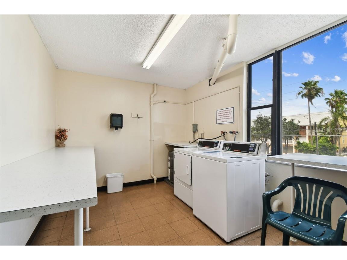 255 Dolphin Point #207 Clearwater Beach FL 33767 TB8398066 image30