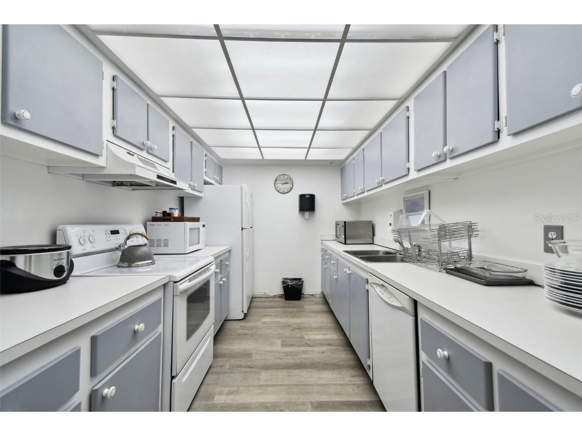 255 Dolphin Point #207 Clearwater Beach FL 33767 TB8398066 image39