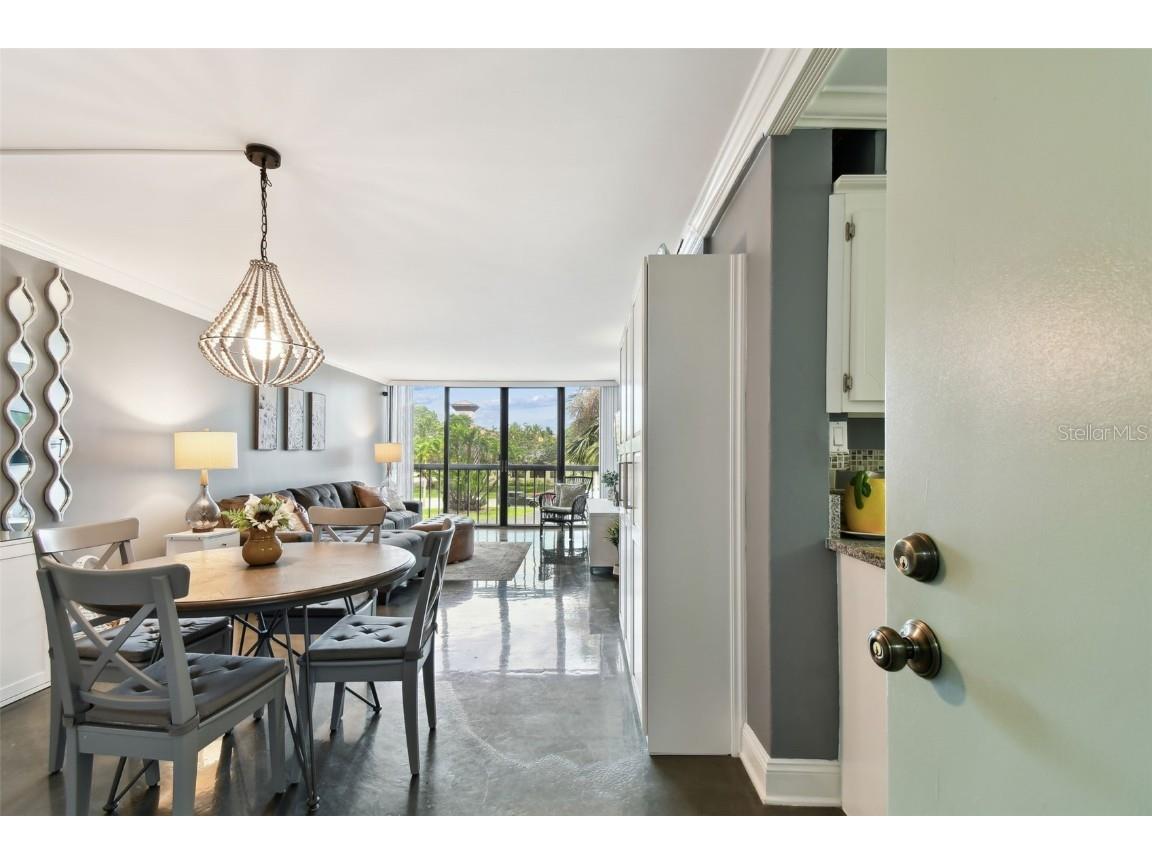 255 Dolphin Point #207 Clearwater Beach FL 33767 TB8398066 image6